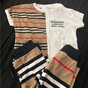Burberry Baby Set with Stripes in Tan, Black, and Red